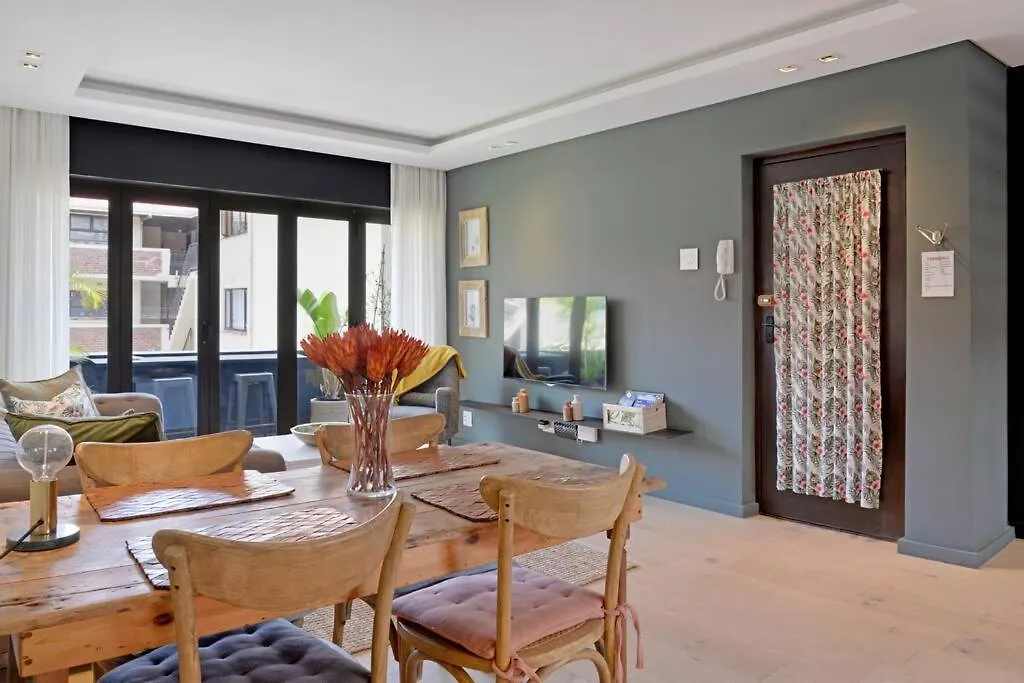 アパート Chic Urban Escape: 2 Bedroom 2 Bath, Near Table Mountain ケープタウン 南アフリカ